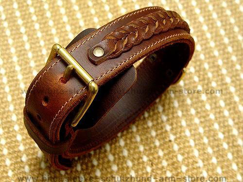 Handcrafted Leather Dog Collar - Click Image to Close