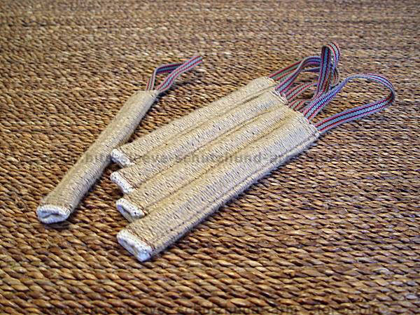 Pocket toy made of jute with handle - Click Image to Close